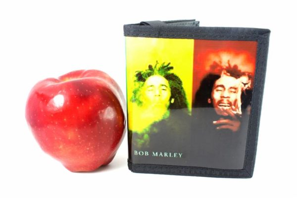 Wallet Vinyl Rastaman Smoking Weed กระเป๋าสตางค์สไตล์ราสต้า BOB MARLEY SMOKING W