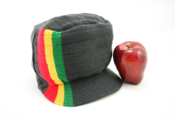 Cap Black Hiphop Side Green Yellow Red Stripes หมวกสไตล์ URBAN CAP﻿ ราสต้าทรงสูง