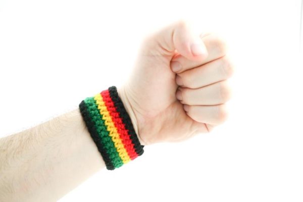 Wristband Crochet Rasta 4 Colors สายรัดข้อมือ 4 สี สไตล์ราสต้า-เรกเก้ สุดเก๋ ส่ง